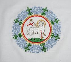  Laudian Frontal - Lamb of God Design To 96\" - 100% Poly/Linen Weave 